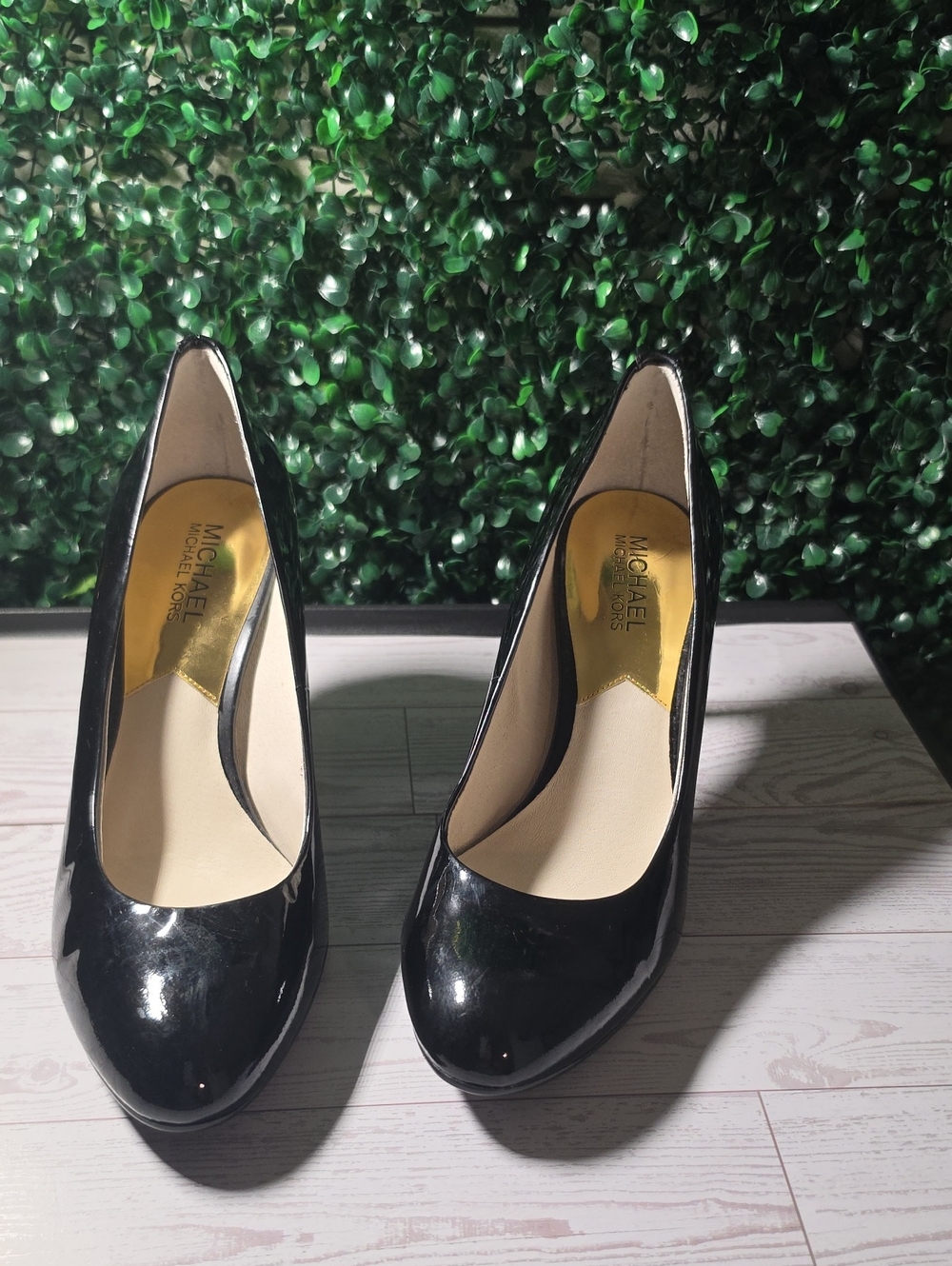 Michael Kors Black Patent Leather Round-Toe Pumps